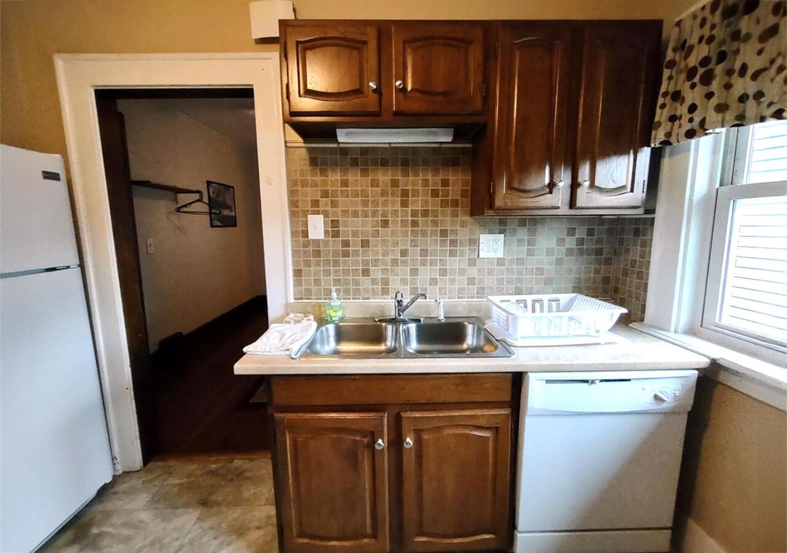 Spacious Frontier Park Apartment Erie Ngoại thất bức ảnh