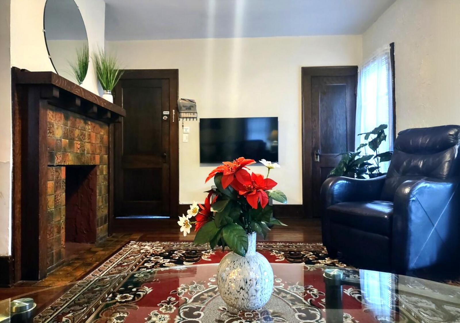 Spacious Frontier Park Apartment Erie Ngoại thất bức ảnh